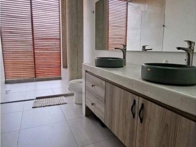 Casa de campo de alto standing de 4 dormitorios en venta Yumbo, Colombia
