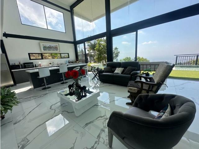 Casa de campo de alto standing de 4 dormitorios en venta Yumbo, Departamento del Valle del Cauca