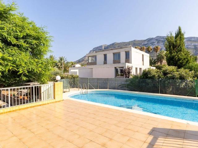Chalet en venta en Dénia, Valencia