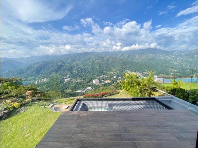 Casa de campo de alto standing de 5 dormitorios en alquiler Floridablanca, Colombia