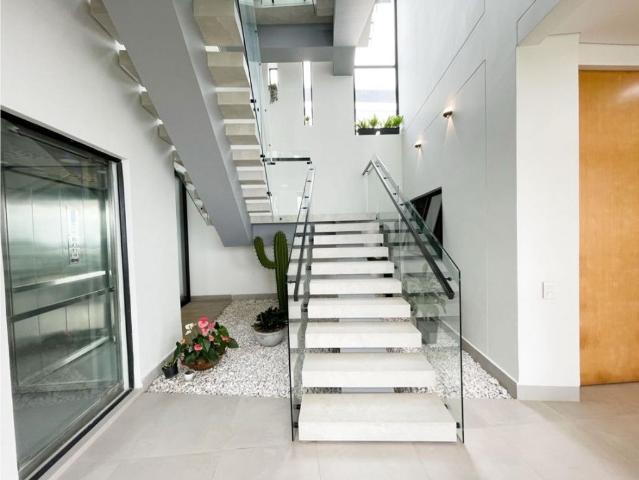 Casa de campo de alto standing de 5 dormitorios en alquiler Floridablanca, Colombia