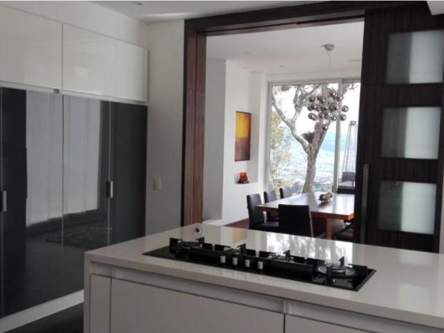 Casa de campo de alto standing de 5 dormitorios en venta Chía, Colombia