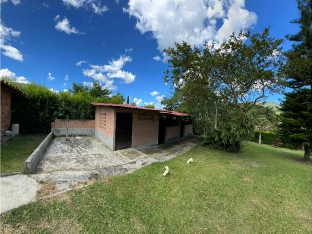 Casa de campo de alto standing de 5 dormitorios en venta Copacabana, Colombia