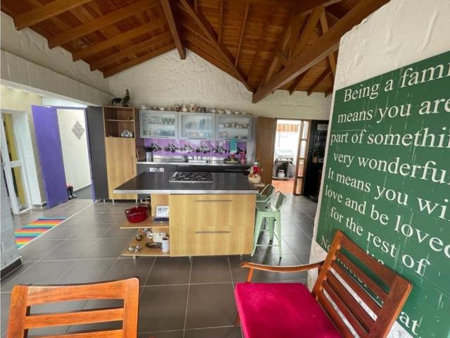 Casa de campo de alto standing de 5 dormitorios en venta Copacabana, Colombia