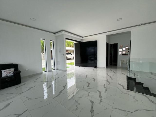 Casa de campo de alto standing de 5 dormitorios en venta Copacabana, Departamento de Antioquia