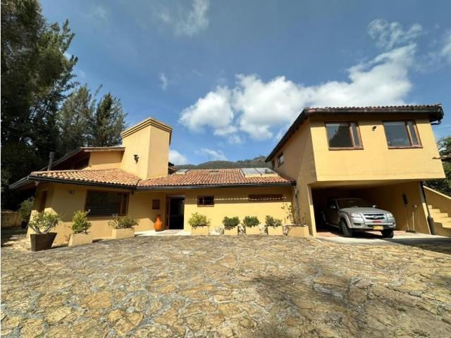 Casa de campo de alto standing de 5 dormitorios en venta La Calera, Colombia