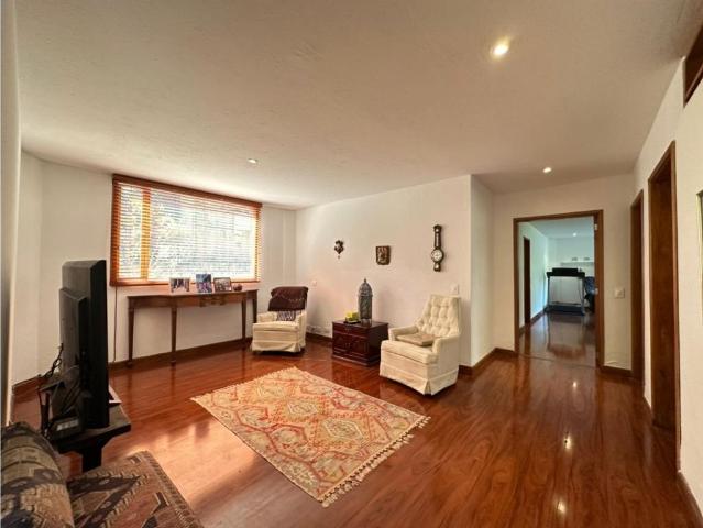 Casa de campo de alto standing de 5 dormitorios en venta La Calera, Colombia