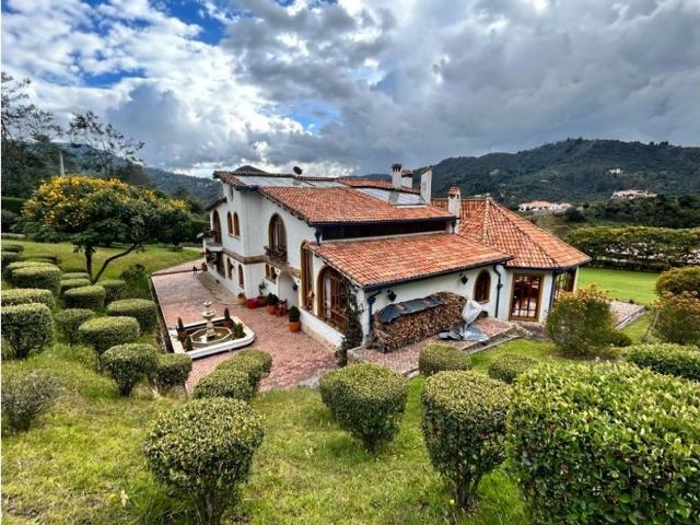 Casa de campo de alto standing de 5 dormitorios en venta La Calera, Colombia