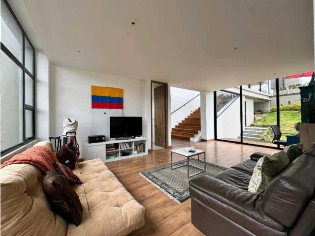 Casa de campo de alto standing de 5 dormitorios en venta La Calera, Cundinamarca