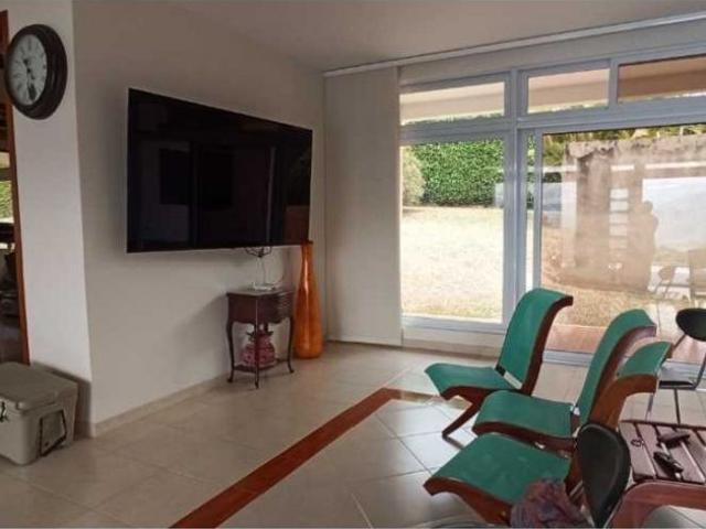 Casa de campo de alto standing de 5 dormitorios en venta La Mesa, Colombia