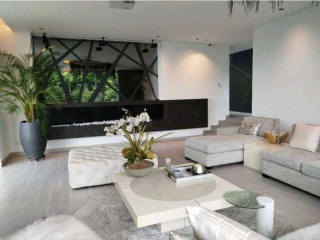 Casa de campo de alto standing de 5 dormitorios en venta Medellín, Departamento de Antioquia