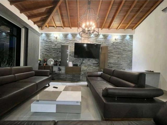 Casa de campo de alto standing de 5 dormitorios en venta San Jerónimo, Colombia