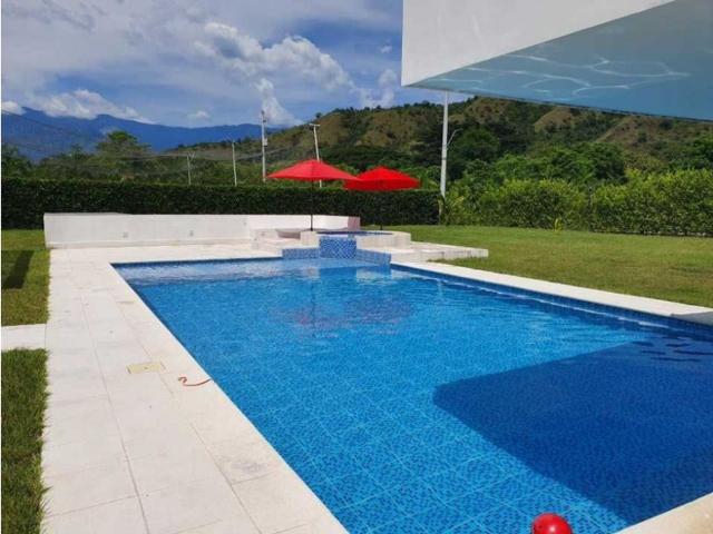 Casa de campo de alto standing de 5 dormitorios en venta Santa Fe de Antioquia, Colombia