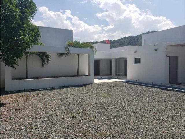 Casa de campo de alto standing de 5 dormitorios en venta Santa Fe de Antioquia, Colombia