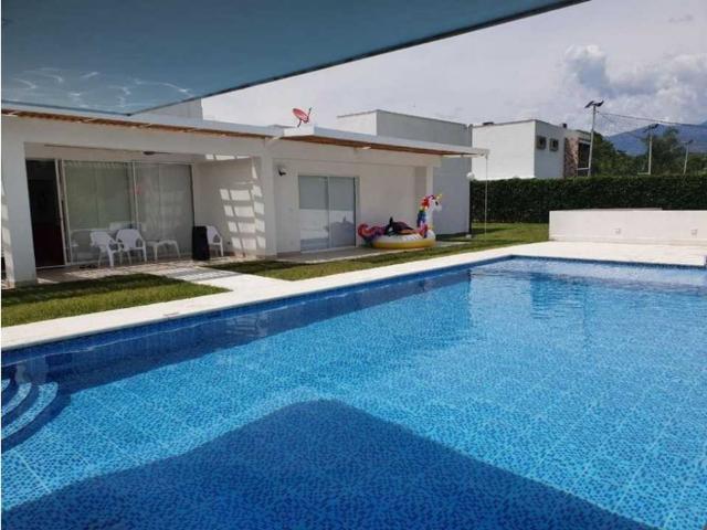 Casa de campo de alto standing de 5 dormitorios en venta Santa Fe de Antioquia, Colombia