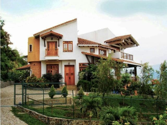 Casa de campo de alto standing de 5 dormitorios en venta Yumbo, Departamento del Valle del Cauca