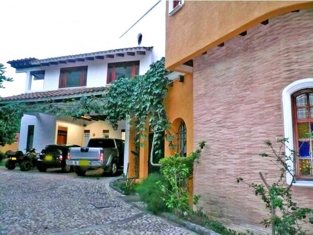Casa de campo de alto standing de 5 dormitorios en venta Yumbo, Departamento del Valle del Cauca
