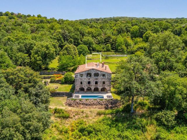Casa en venta en Garrotxa, Catalunya