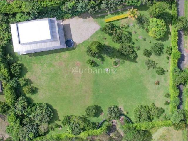 Casa de campo de alto standing de 6 dormitorios en venta Copacabana, Colombia