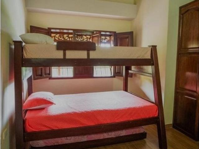 Casa de campo de alto standing de 6 dormitorios en venta Copacabana, Colombia