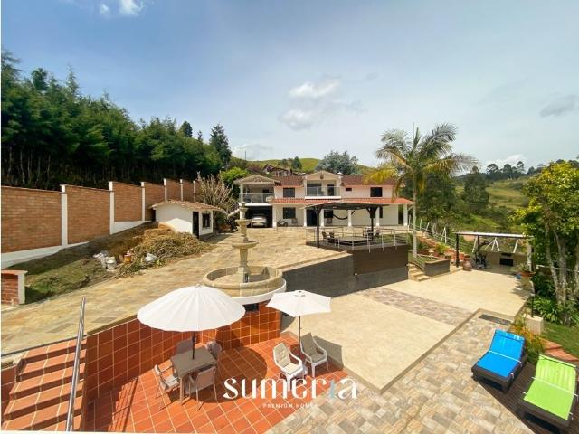 Casa de campo de alto standing de 6 dormitorios en venta Guarne, Departamento de Antioquia