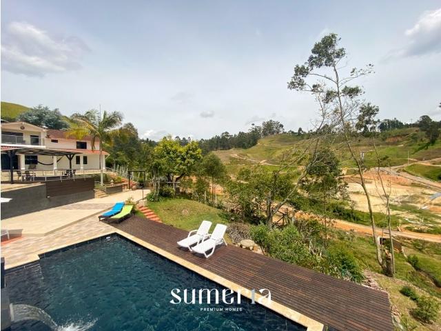 Casa de campo de alto standing de 6 dormitorios en venta Guarne, Departamento de Antioquia