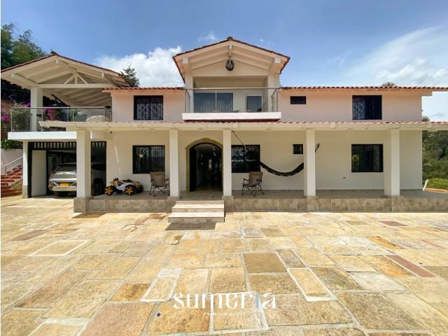 Casa de campo de alto standing de 6 dormitorios en venta Guarne, Departamento de Antioquia