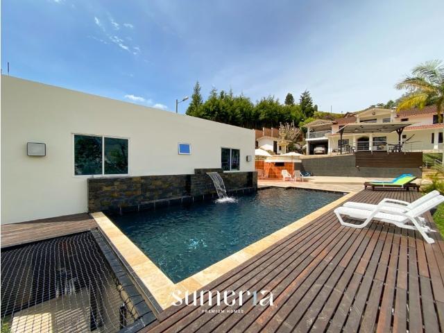 Casa de campo de alto standing de 6 dormitorios en venta Guarne, Departamento de Antioquia