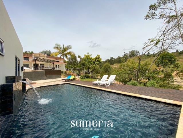 Casa de campo de alto standing de 6 dormitorios en venta Guarne, Departamento de Antioquia