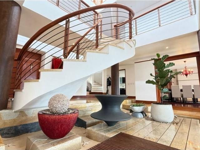 Casa de campo de alto standing de 6 dormitorios en venta La Calera, Cundinamarca