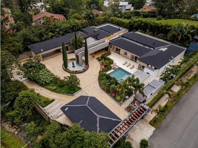 Casa de campo de alto standing de 7 dormitorios en alquiler Medellín, Colombia
