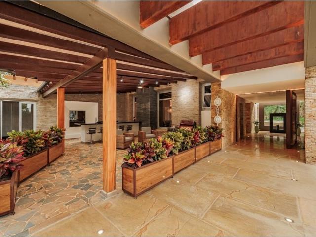Casa de campo de alto standing de 7 dormitorios en alquiler Medellín, Colombia