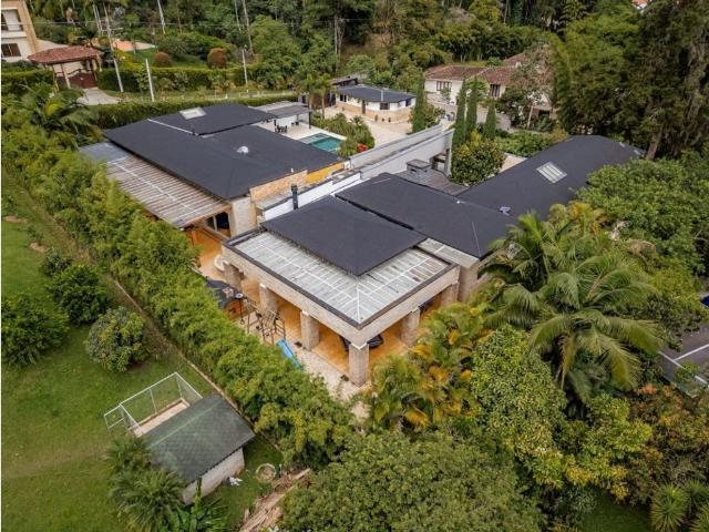 Casa de campo de alto standing de 7 dormitorios en alquiler Medellín, Colombia