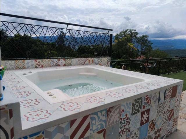 Casa de campo de alto standing de 7 dormitorios en venta La Mesa, Colombia