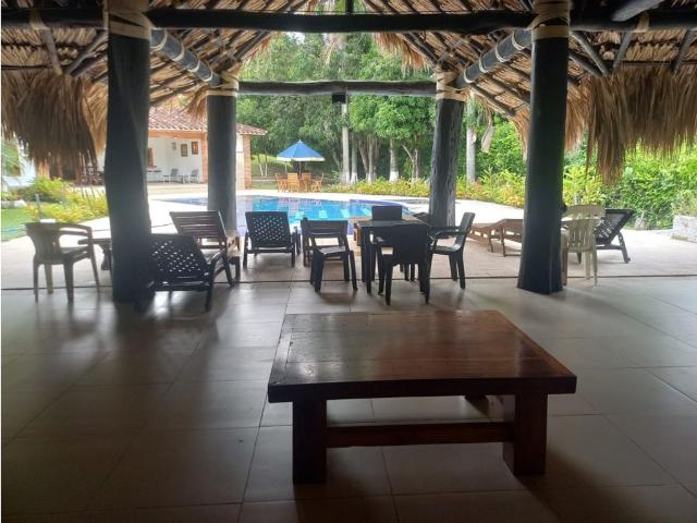 Casa de campo de alto standing de 7 dormitorios en venta San Jerónimo, Departamento de Antioquia