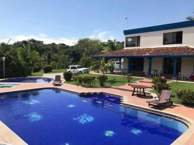 Casa de campo de alto standing de 7 dormitorios en venta San Jerónimo, Departamento de Antioquia