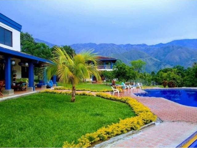 Casa de campo de alto standing de 7 dormitorios en venta San Jerónimo, Departamento de Antioquia