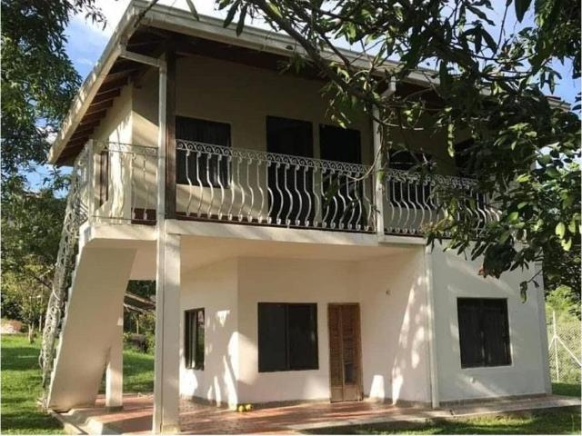 Casa de campo de alto standing de 7 dormitorios en venta San Jerónimo, Departamento de Antioquia