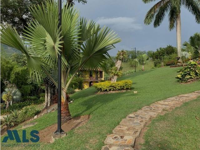Casa de campo de alto standing de 7 dormitorios en venta Venecia, Colombia