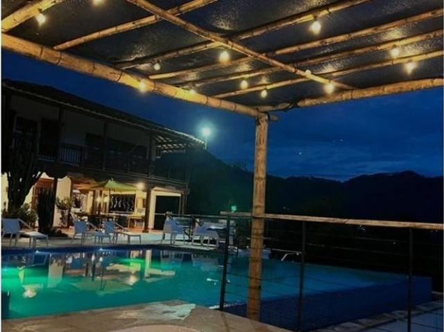 Casa de campo de alto standing de 7 dormitorios en venta Venecia, Colombia