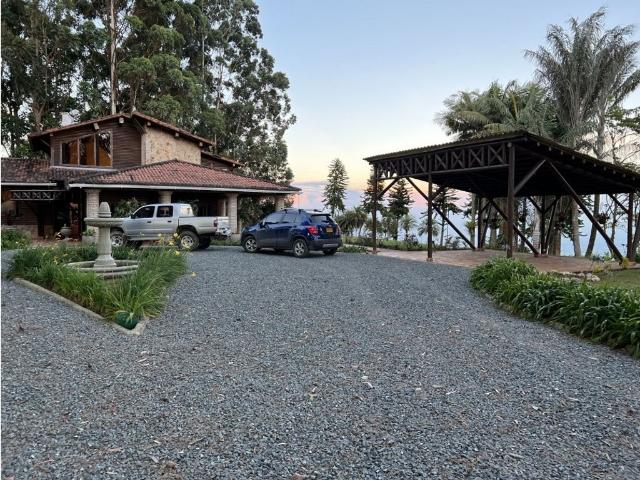 Casa de campo de alto standing de 7 dormitorios en venta Yumbo, Departamento del Valle del Cauca