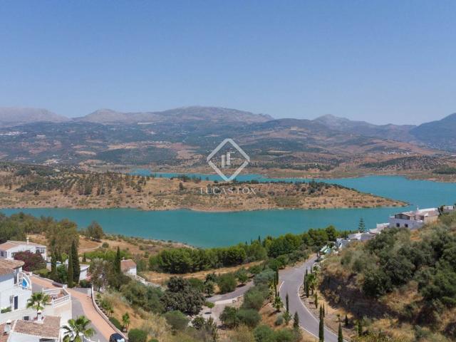 Casa en venta en Viñuela, Málaga