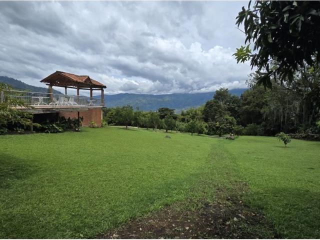 Casa de campo de alto standing de 8 dormitorios en venta Copacabana, Departamento de Antioquia