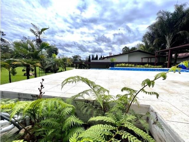 Casa de campo de alto standing de 8 dormitorios en venta Rionegro, Colombia