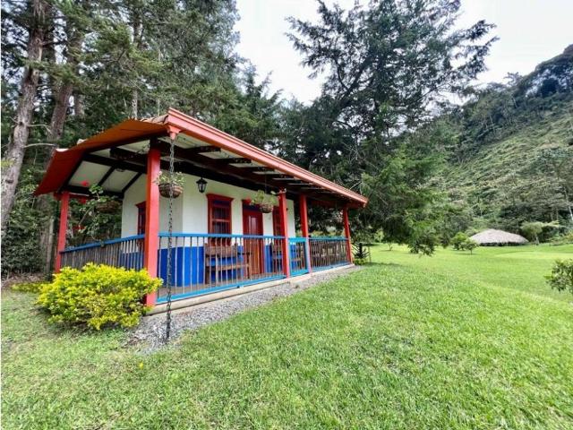 Casa de campo de alto standing de 8 dormitorios en venta Rionegro, Colombia
