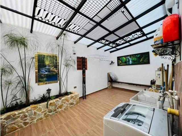 Casa de campo de alto standing de 9 dormitorios en venta Guarne, Colombia