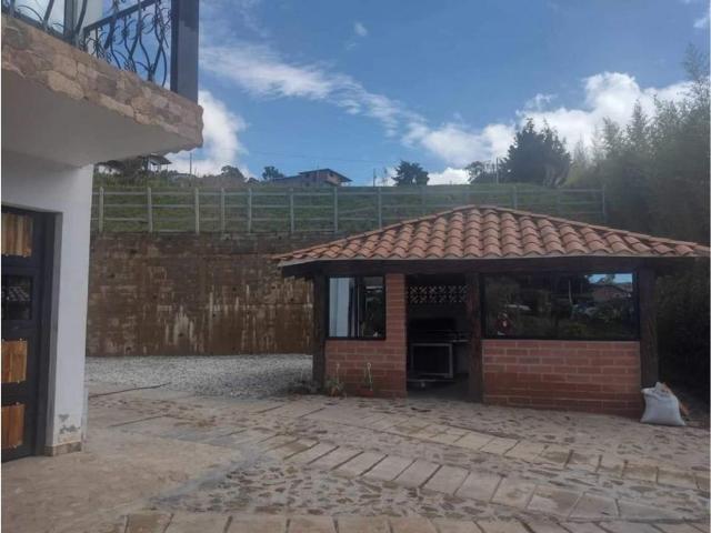 Casa de campo de alto standing de 9 dormitorios en venta Guarne, Colombia