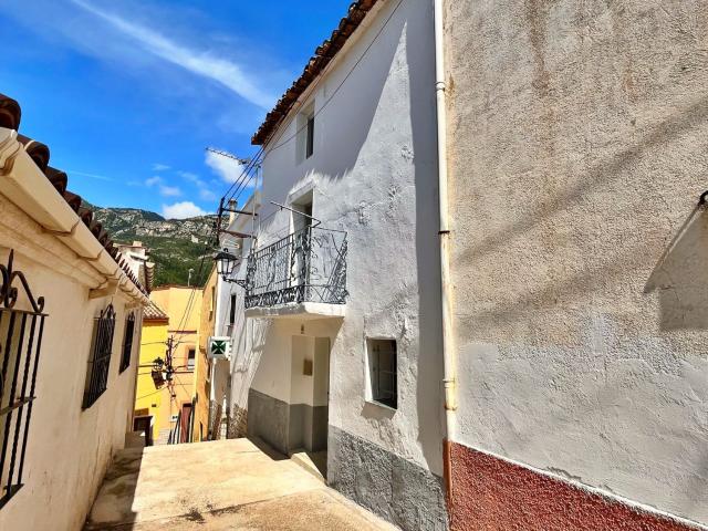 Casa en venta en Alfara De Carles