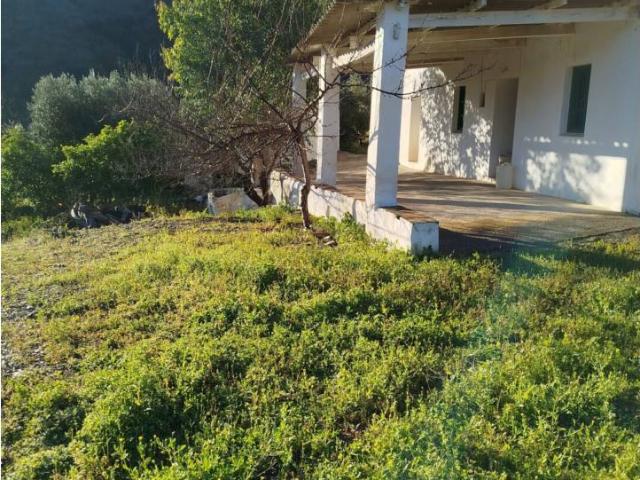 Casa en venta en Las Encinillas, La Axarquía