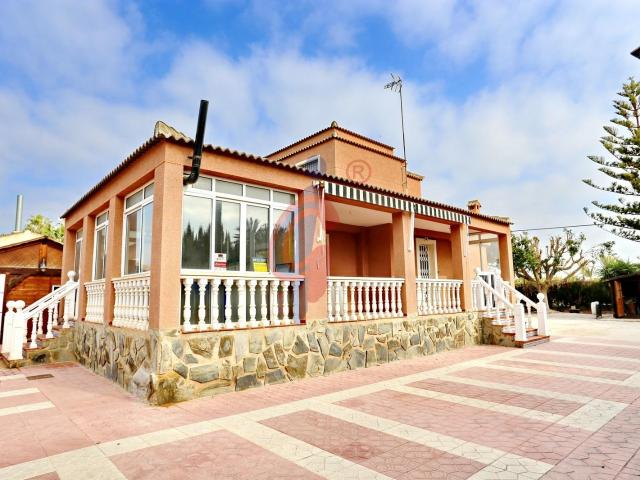 Casa en venta en La Hoya, Santa Fe